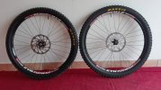 Stans No Tubes Flow EX HOPE PRO 2 EVO
