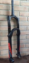 Rockshox YARI 27.5 170mm con pistone DebonAir