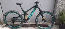 trek slash 9.8 M (17,5)