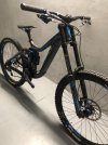 Giant Glory Carbon 2018